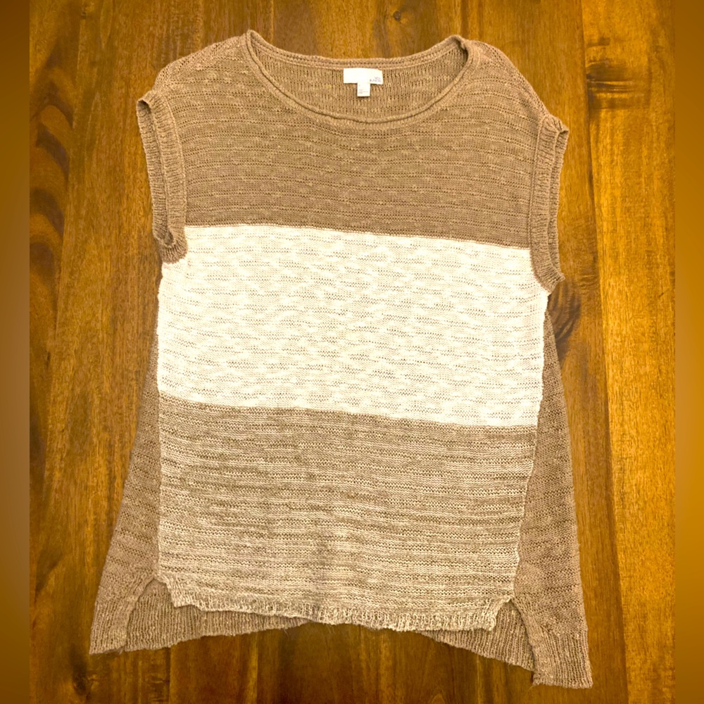 3/$12 14th & Union short sleeved sweater tunic